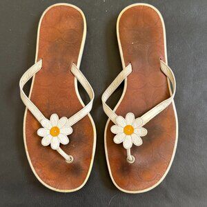 Coach Signature “C” Daisy Flip Flops – Size 7 (Well-Worn)